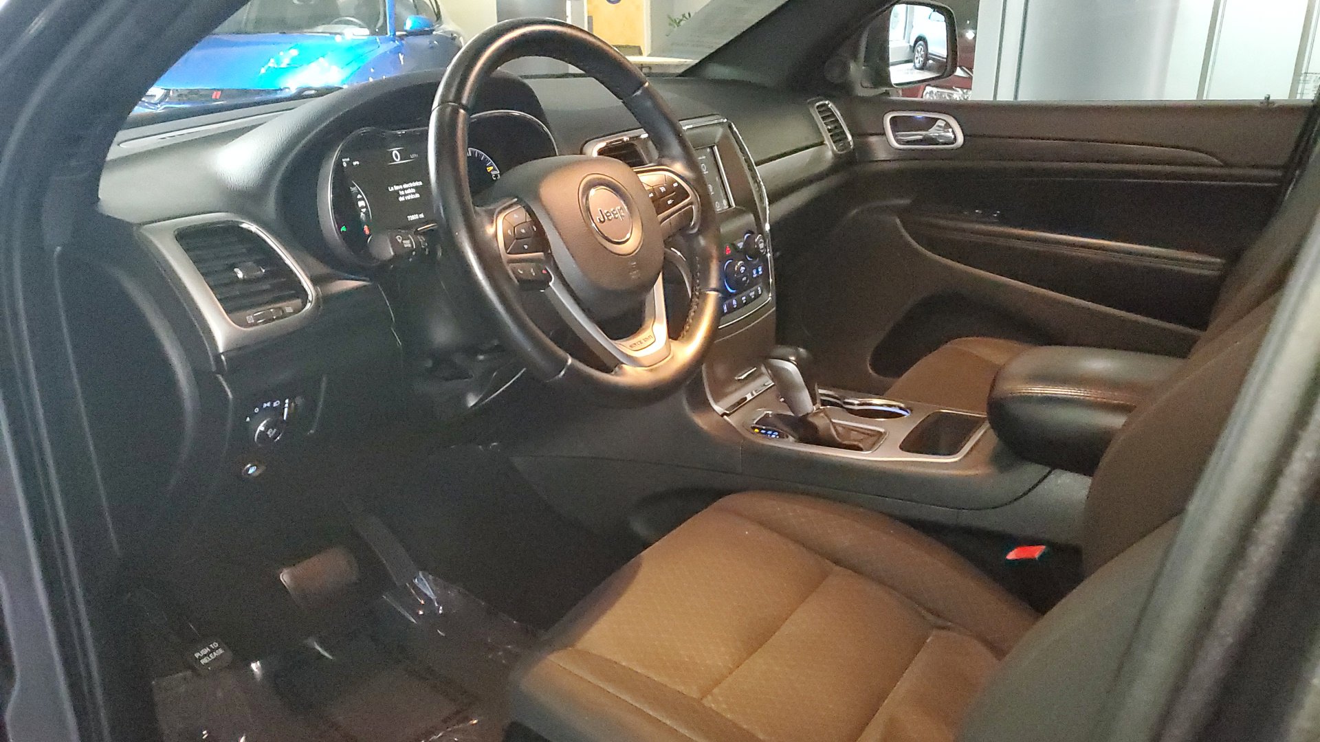 2021 Jeep Grand Cherokee Laredo E photo 16