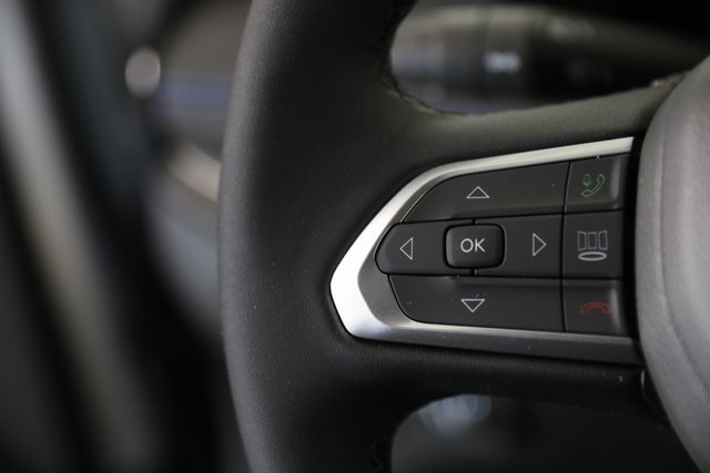 2025 Jeep Compass Limited photo 2