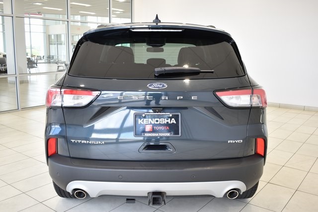 2022 Ford Escape Titanium photo 8
