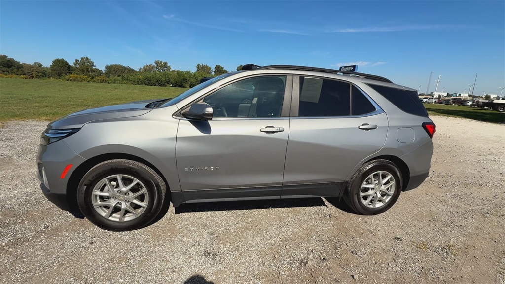 2024 Chevrolet Equinox LT photo 4