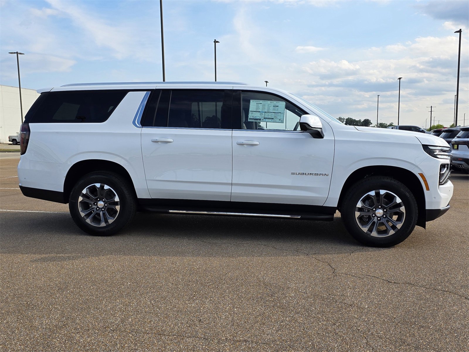 2025 Chevrolet Suburban LS photo 3