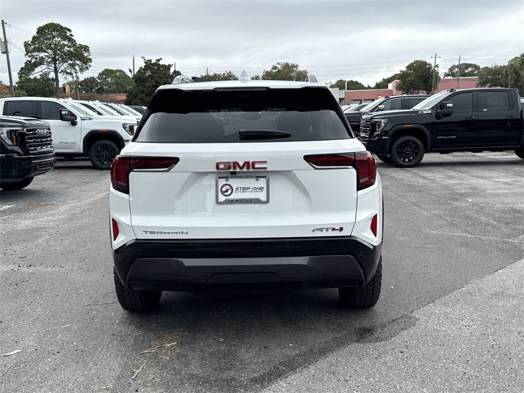2026 Gmc Terrain AT4 photo 4