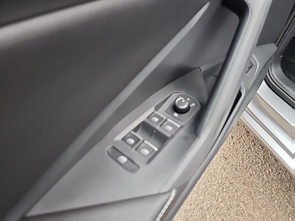 2025 Volkswagen Jetta 1.5T S photo 10