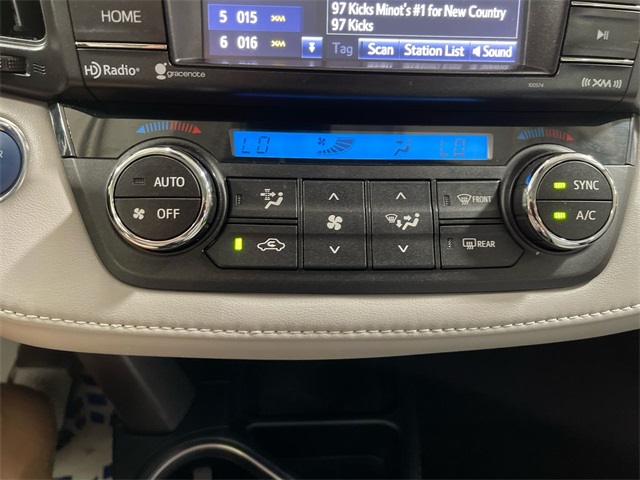 2018 Toyota RAV4 Hybrid XLE photo 17