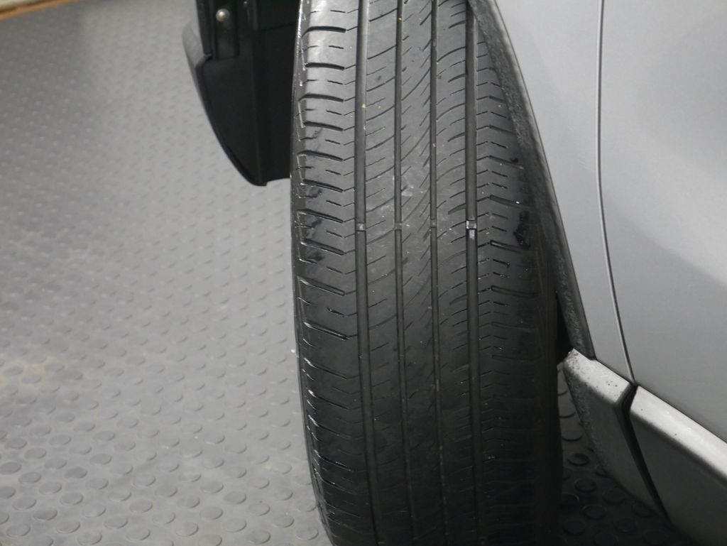 2011 Honda CR-V LX photo 26
