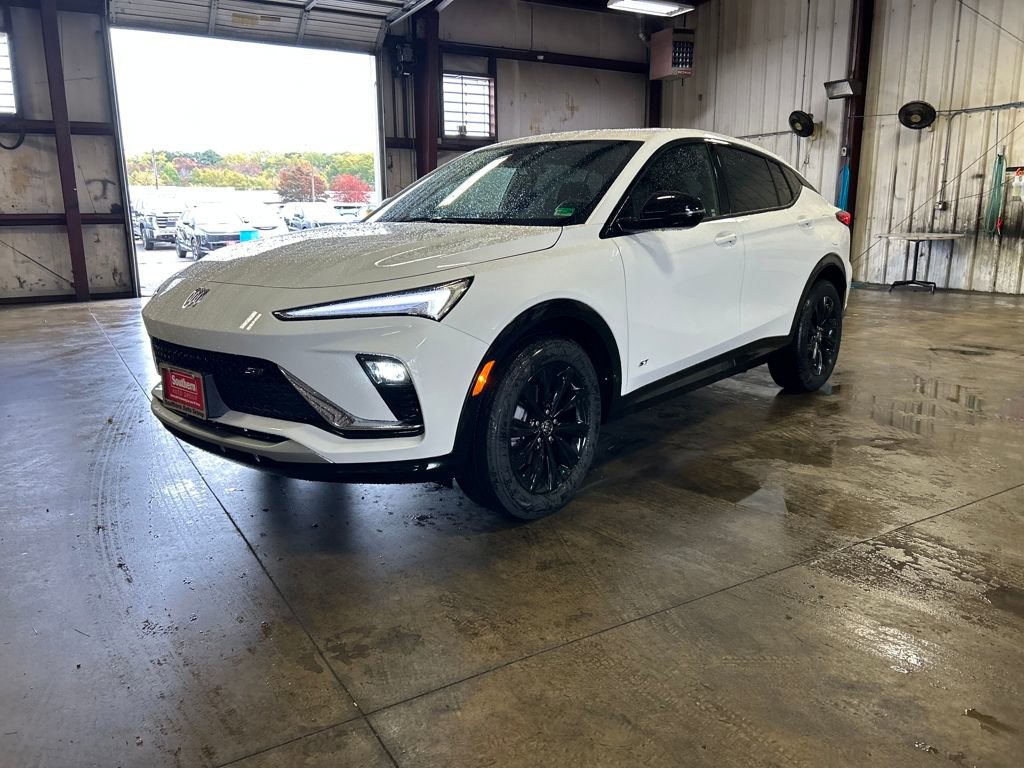 2026 Buick Envista ST photo 2