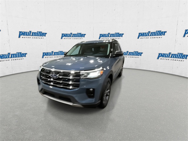 2026 Ford Explorer photo 2