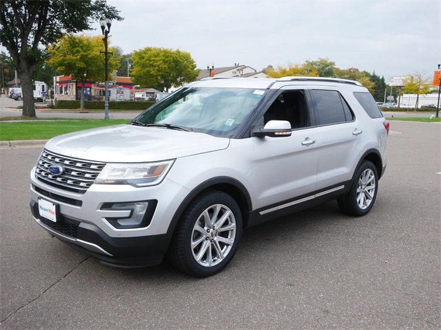2016 Ford Explorer Limited photo 3