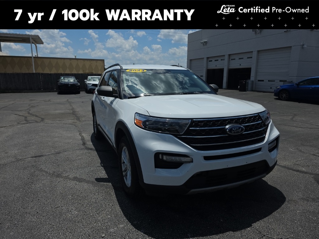 Used 2023 Oxford White Ford XLT image 1