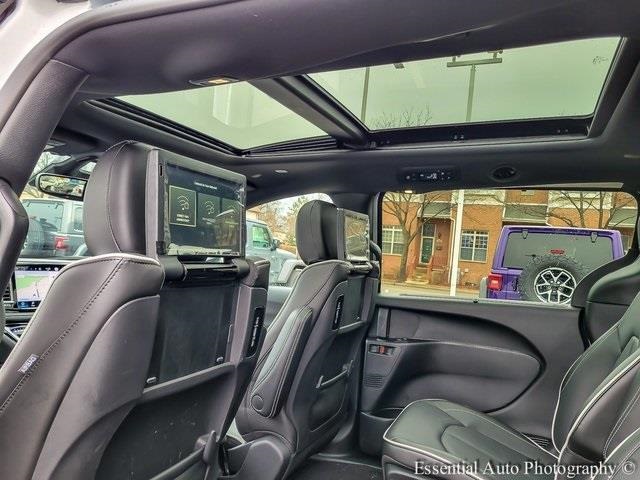 2025 CHRYSLER PACIFICA - Image 14