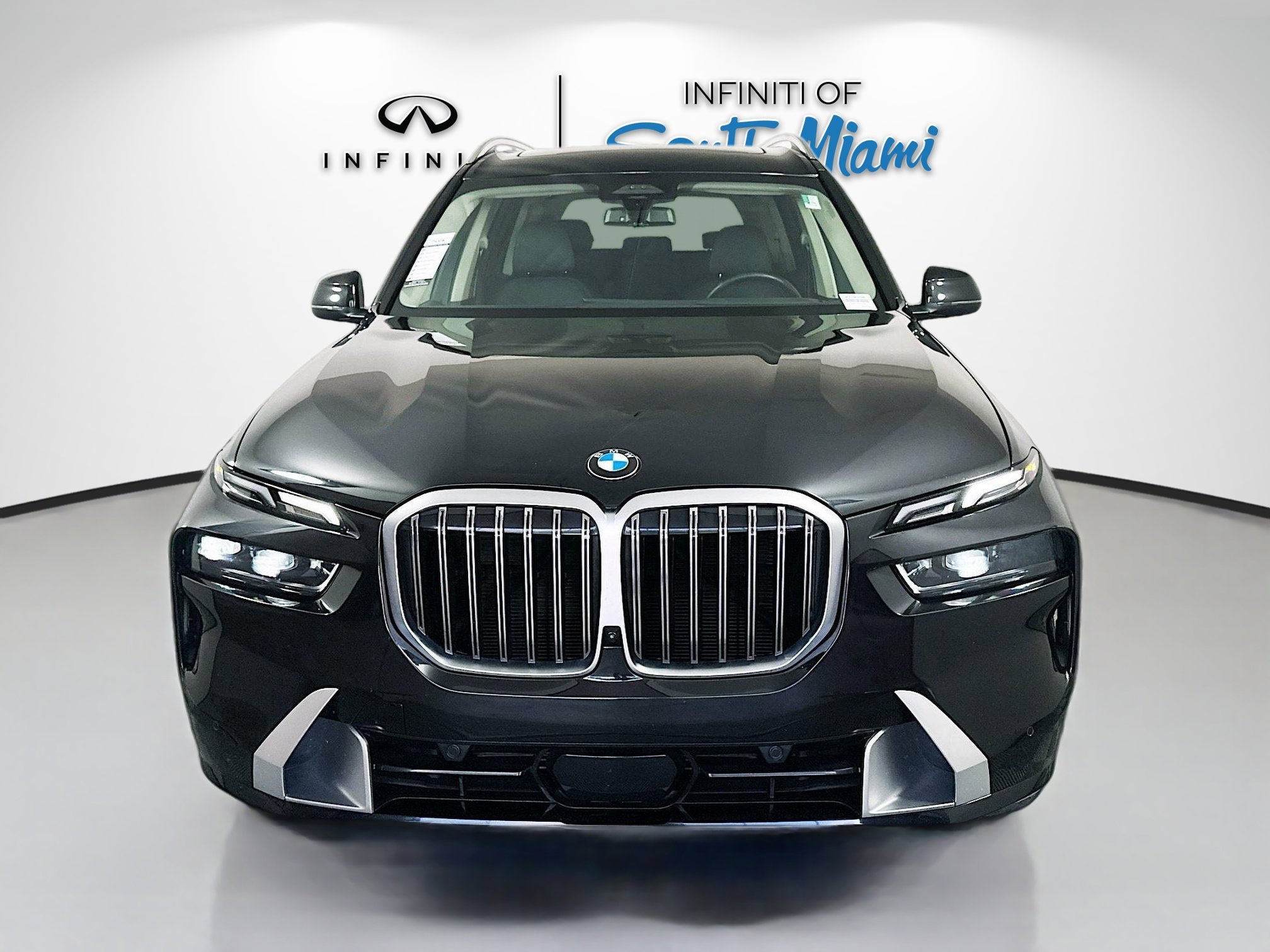 2024 Bmw X7 xDrive40i photo 2
