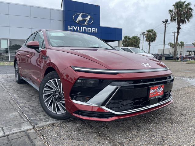 2025 Hyundai Sonata Hybrid SEL's photo