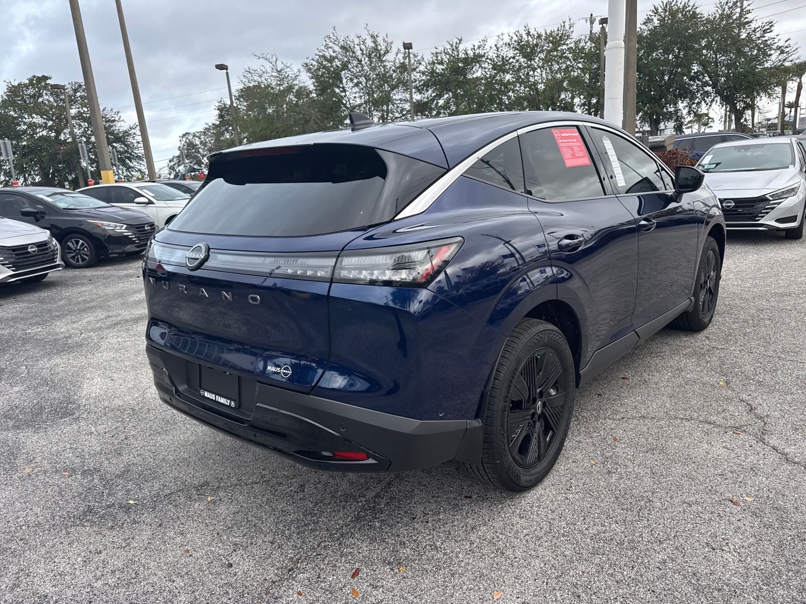 2025 Nissan Murano SV photo 4
