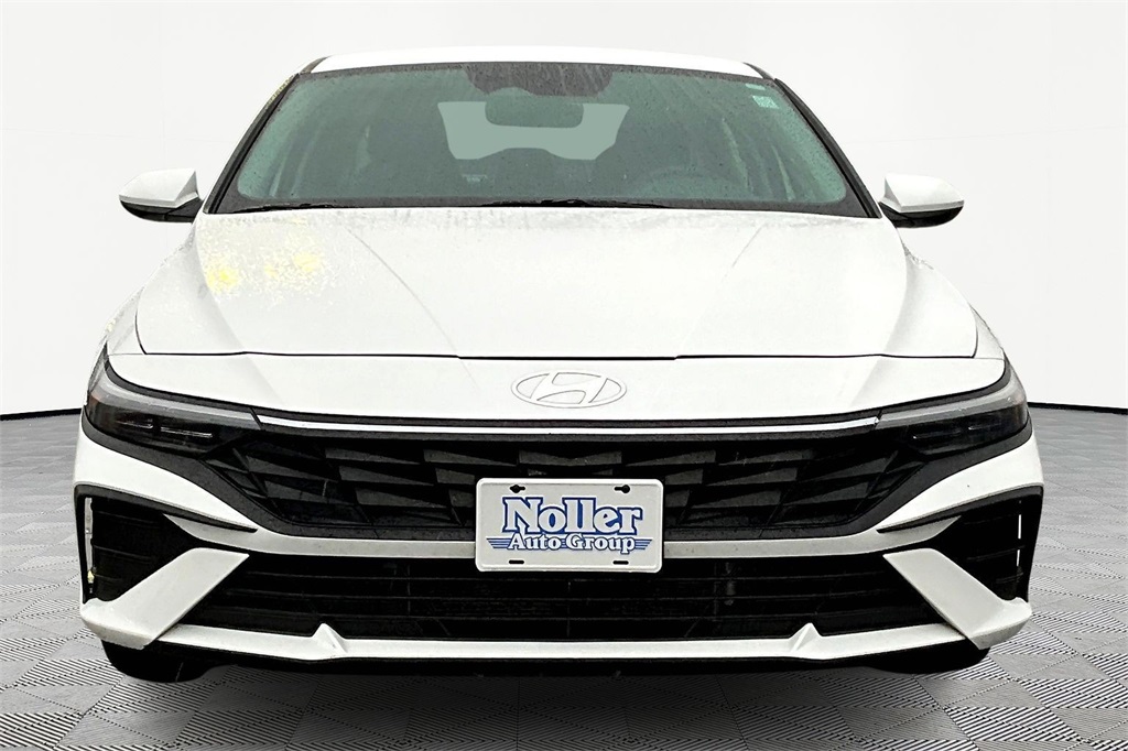 2024 Hyundai Elantra Hybrid Blue photo 3