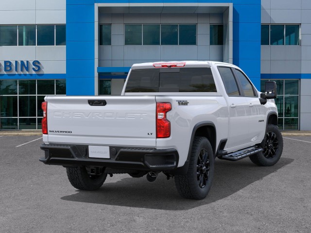 2026 Chevrolet Silverado 2500HD LT photo 4