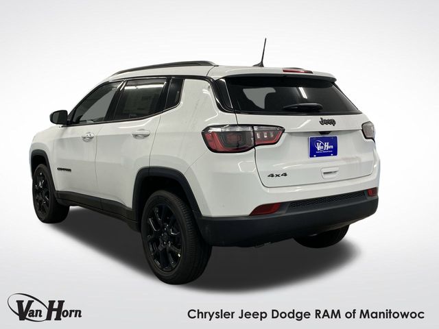 2025 Jeep Compass Latitude photo 2