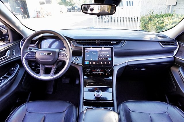 Used 2023 Black Jeep Limited image 17