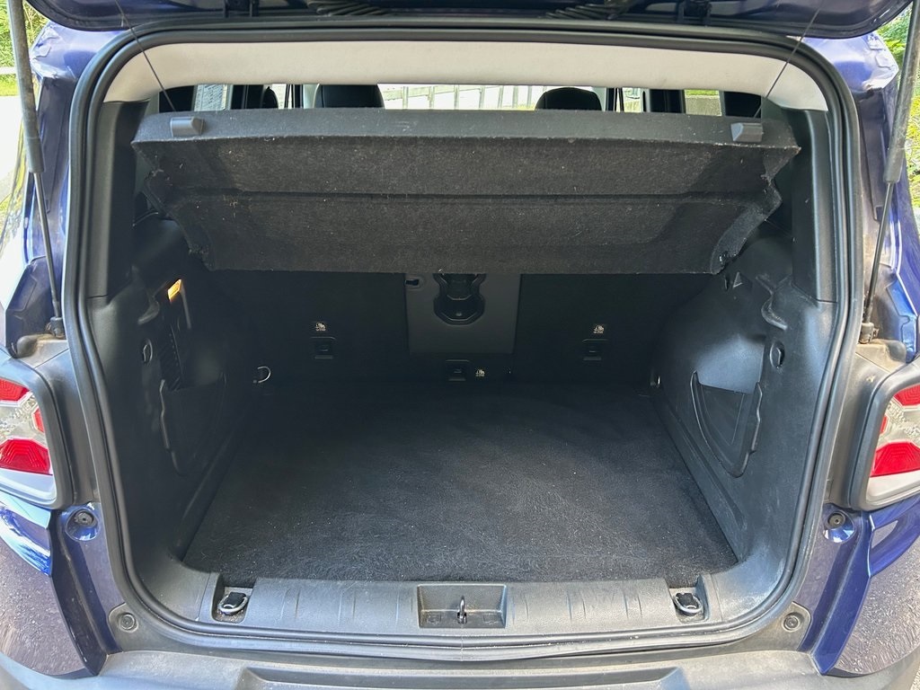 2021 Jeep Renegade Limited photo 24