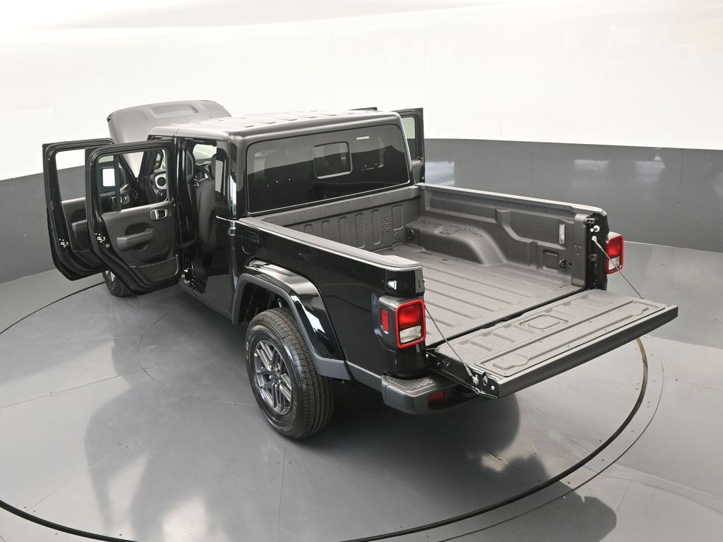 2025 Jeep Gladiator Sport S photo 57