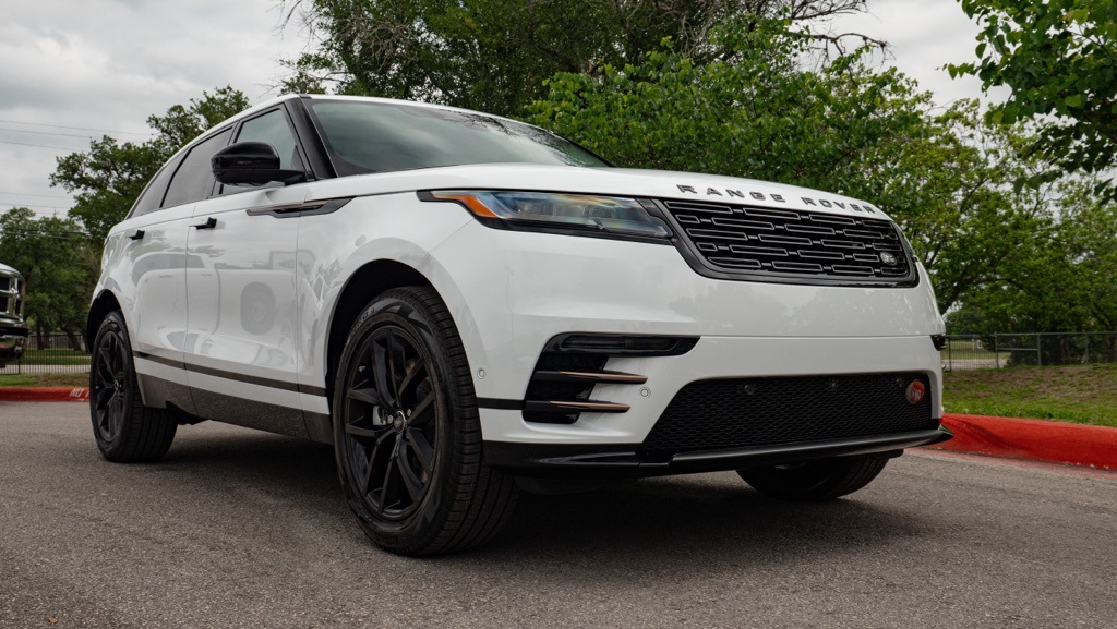 2025 Land Rover Range Rover Velar SE photo 15