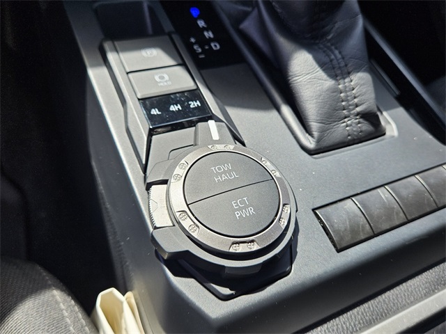 2024 Toyota Tacoma SR5 photo 19