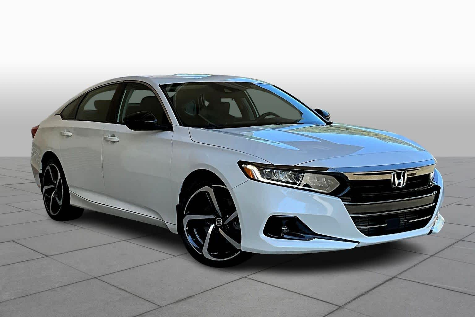 Used 2022 Honda Accord Sport SE with VIN 1HGCV1F4XNA072910 for sale in Kansas City