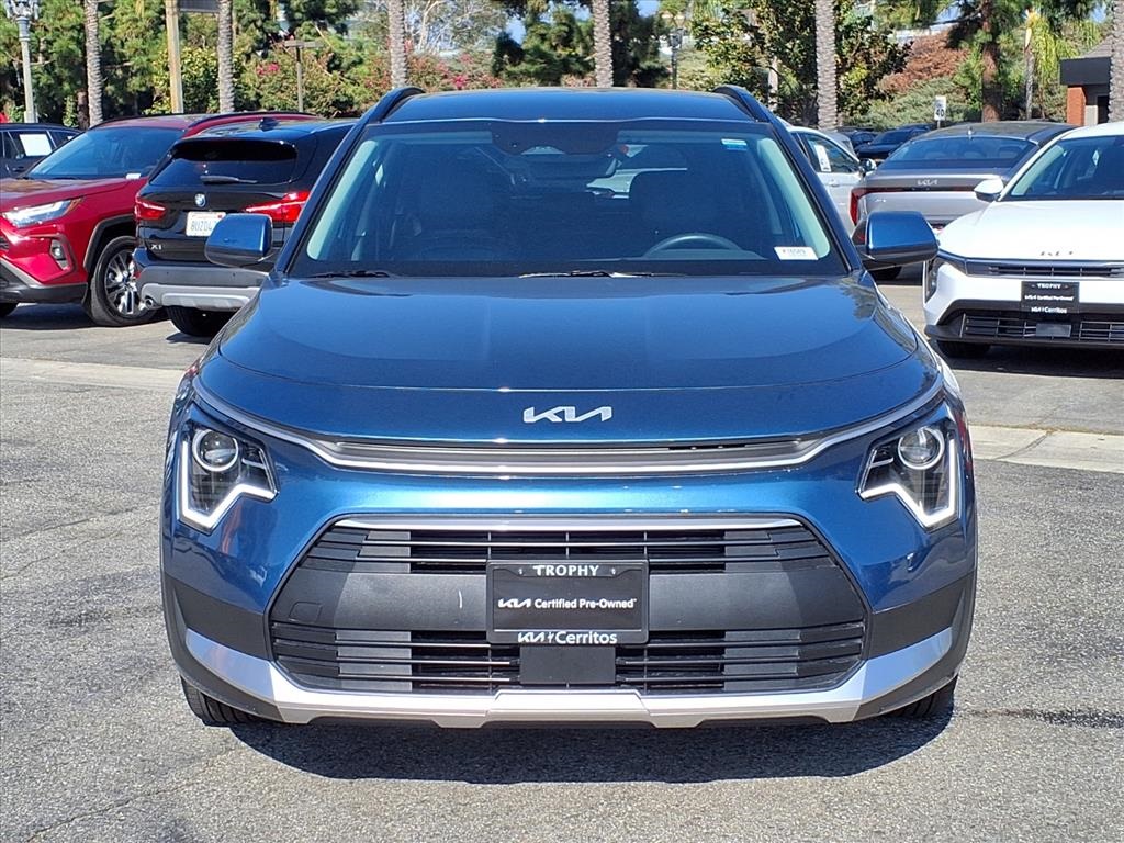 2025 Kia Niro EX photo 8