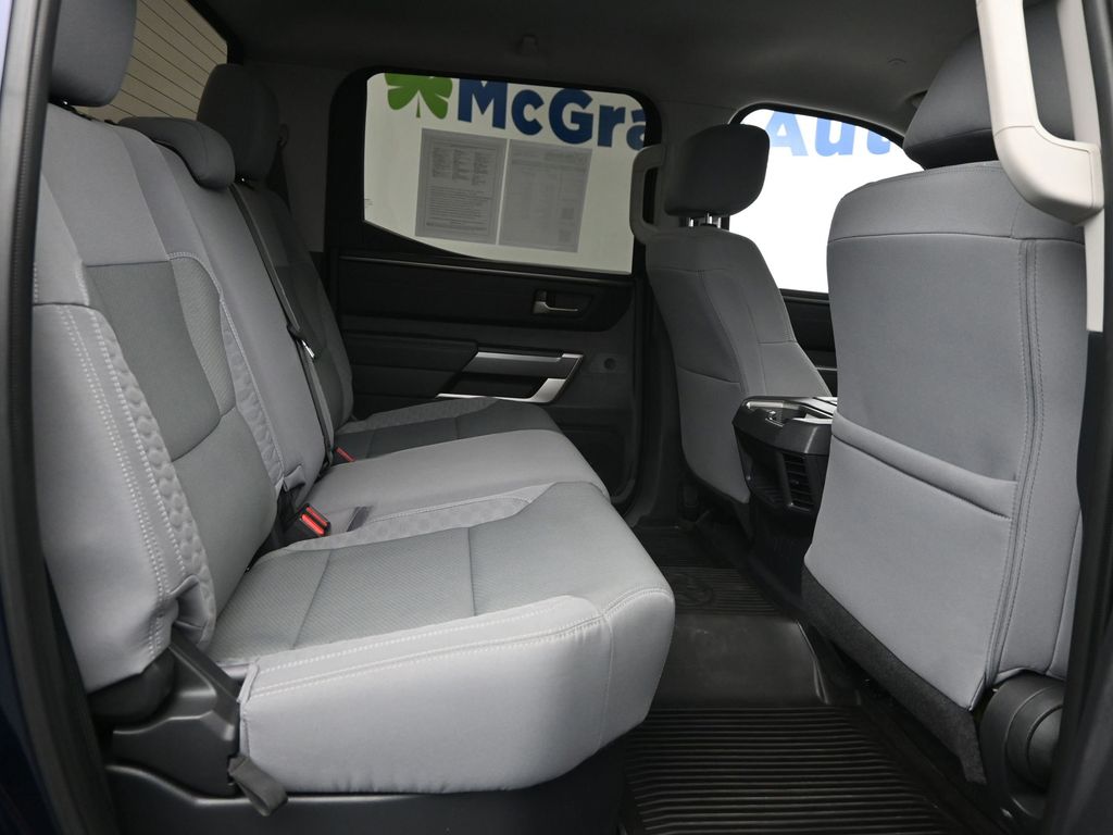 2023 Toyota Tundra SR5 photo 6