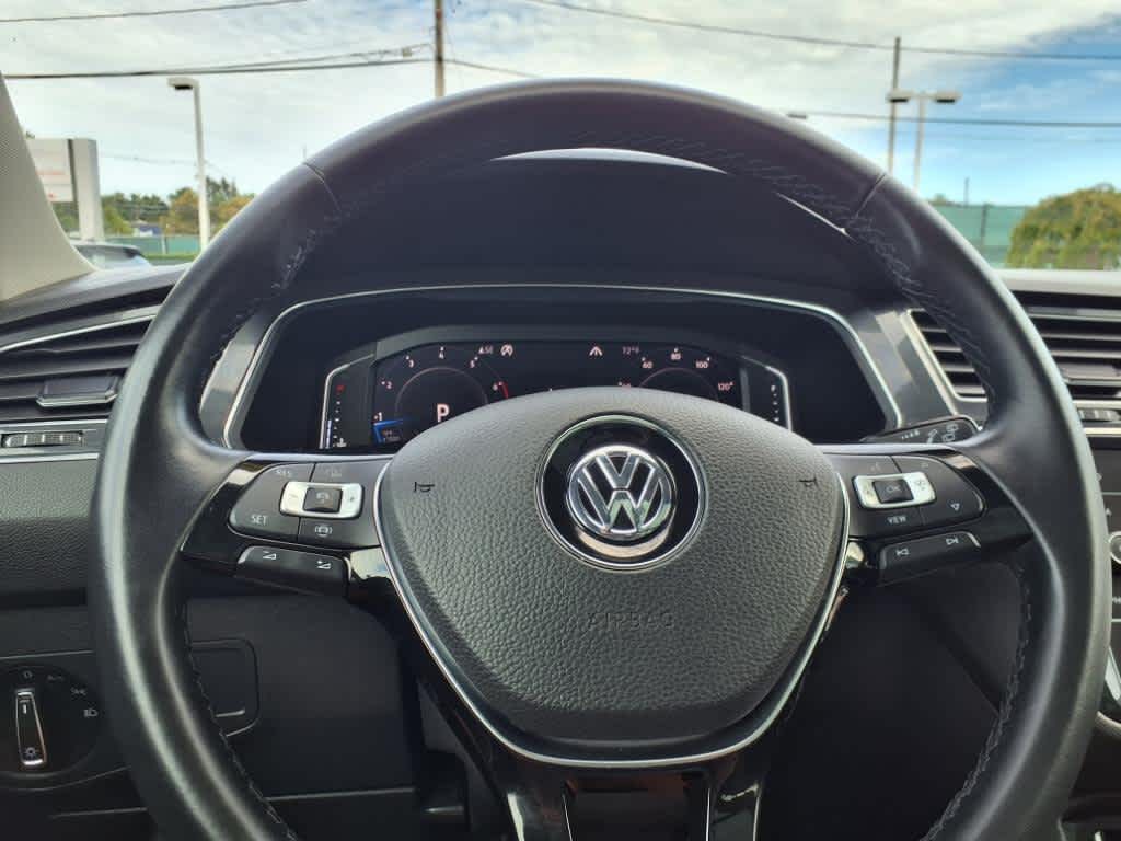 2019 Volkswagen Tiguan SEL Premium R-Line photo 20