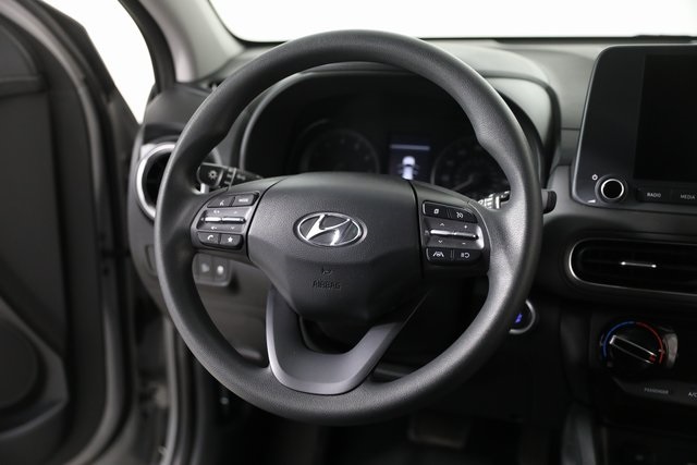 2023 Hyundai Kona SEL photo 3