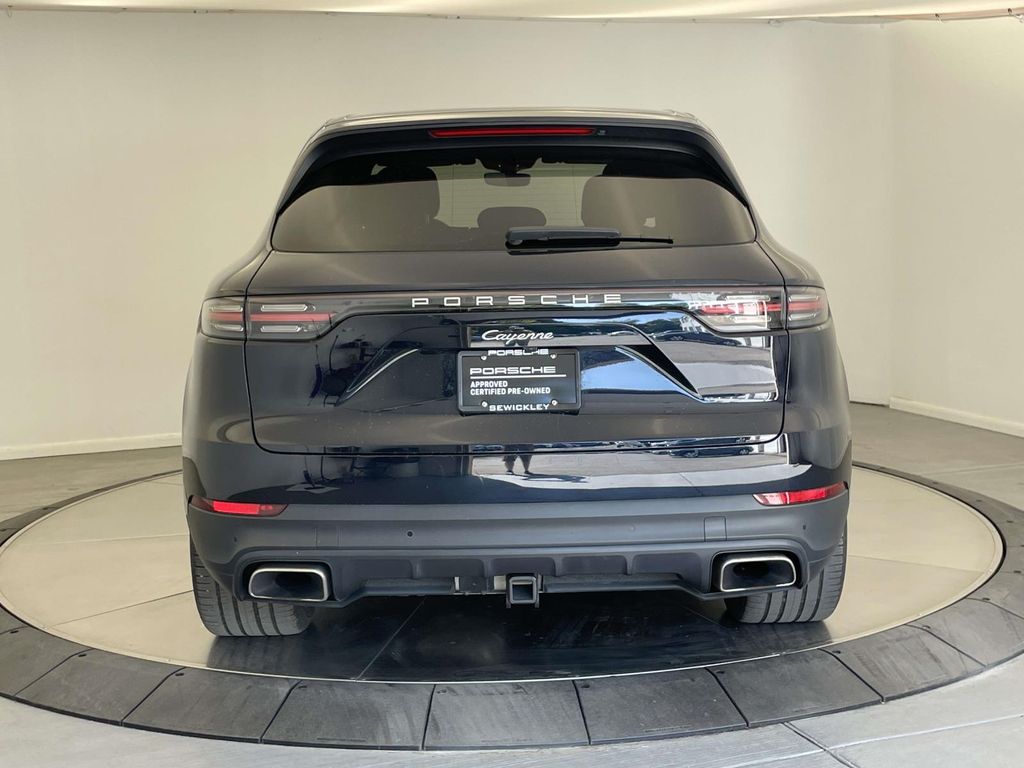 2020 Porsche Cayenne Base photo 4