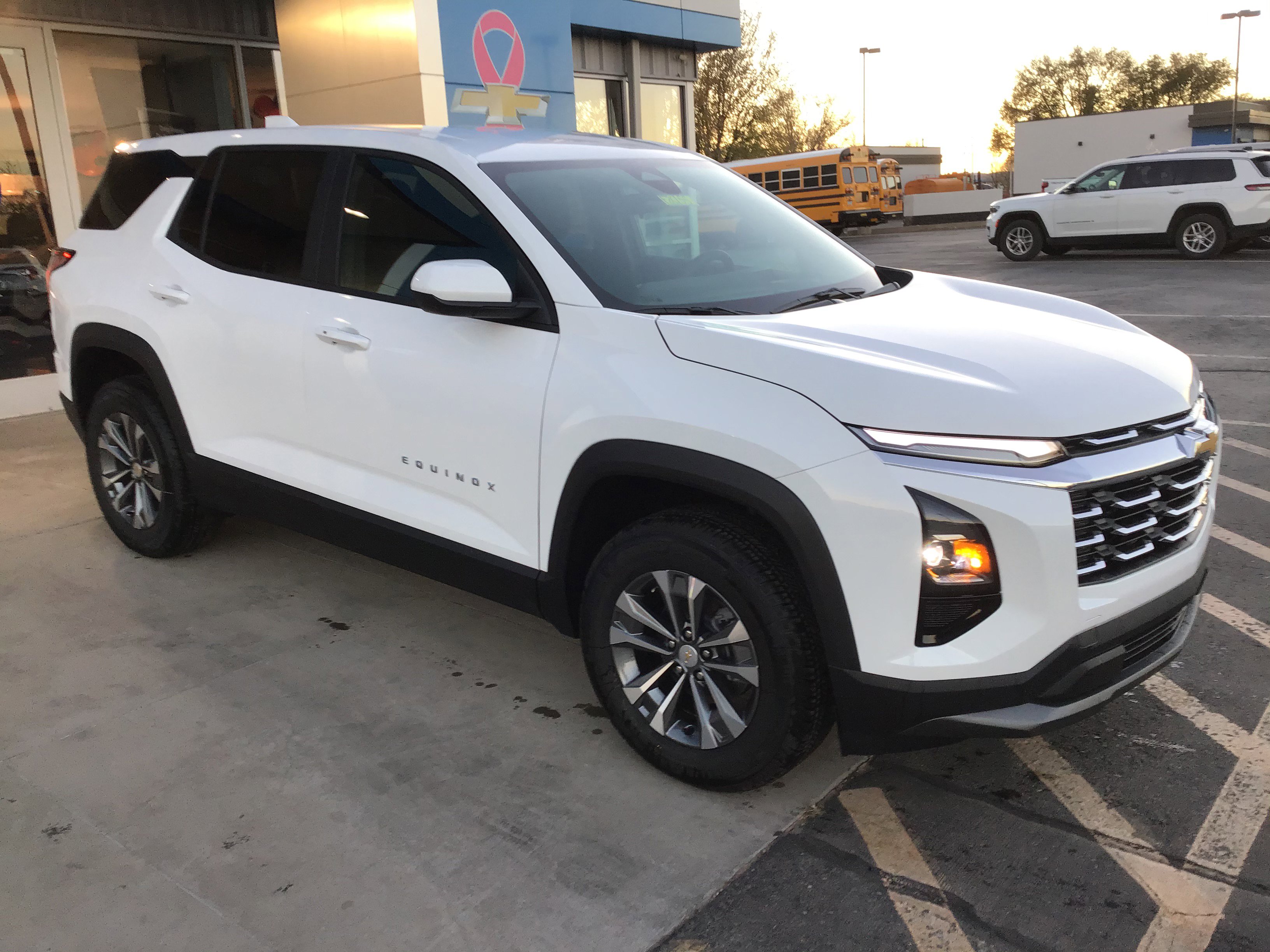 2026 Chevrolet Equinox LT's photo