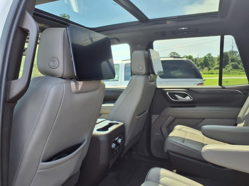 2021 Gmc Yukon SLT photo 9