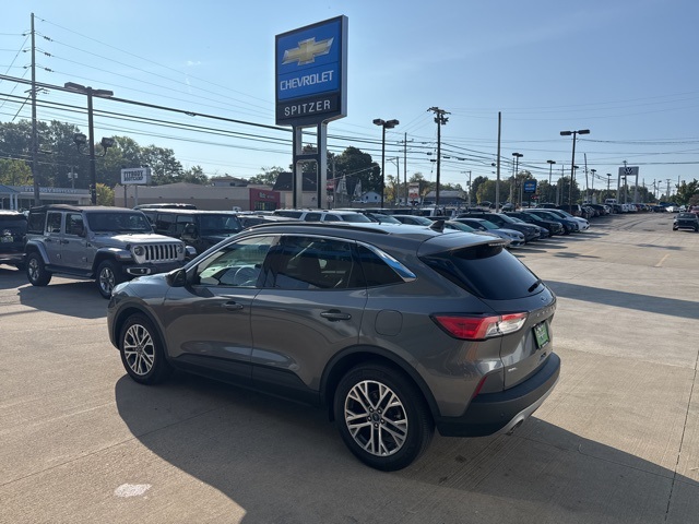 2022 Ford Escape SEL photo 6