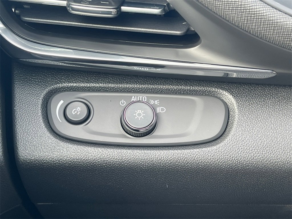 2026 BUICK ENVISTA - Image 14