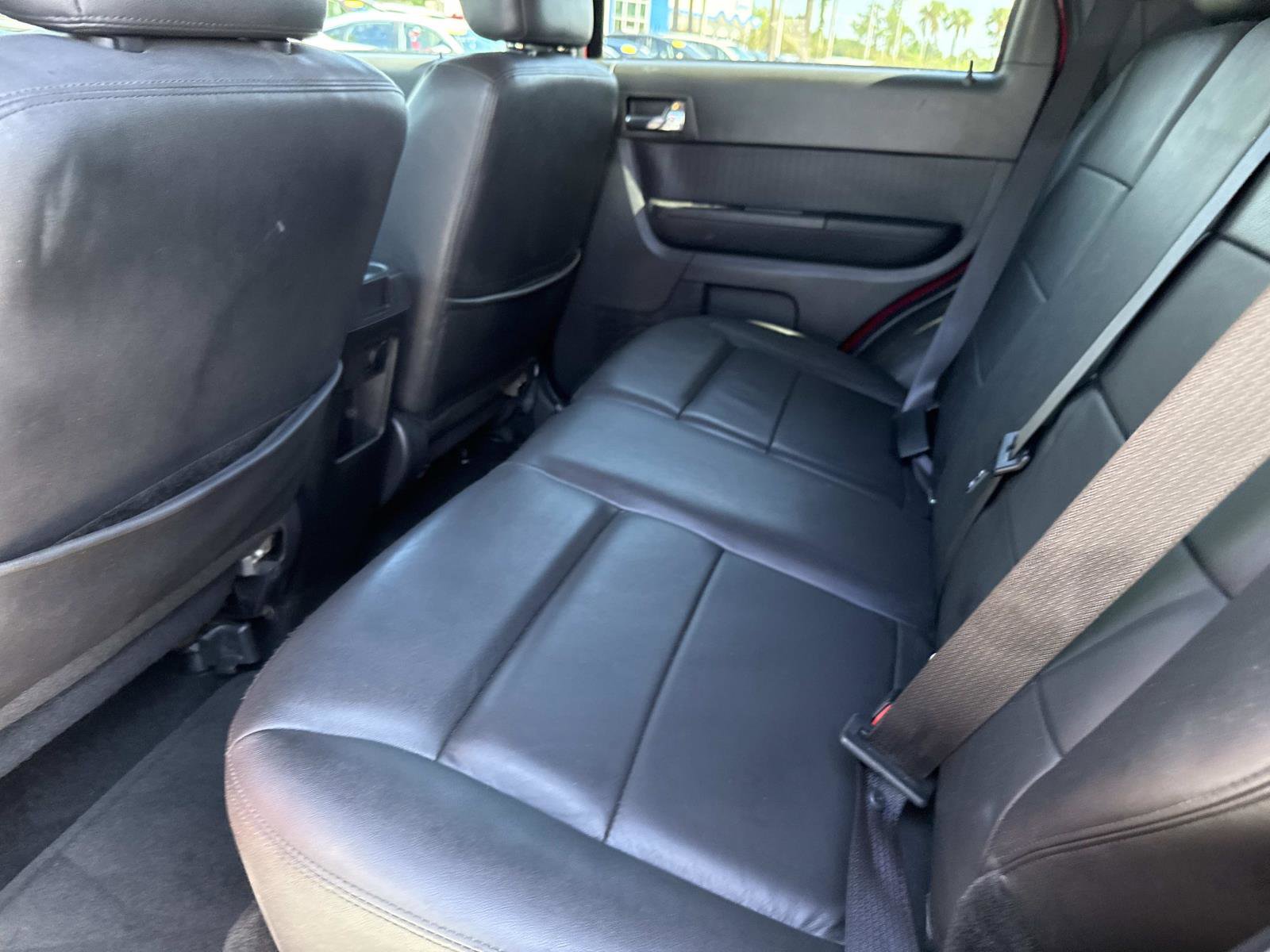 2011 Ford Escape Limited photo 13