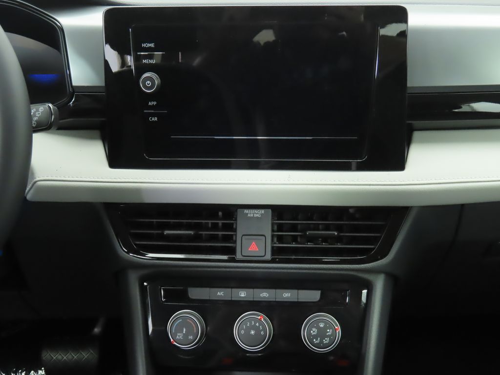 2025 Volkswagen Taos S photo 14