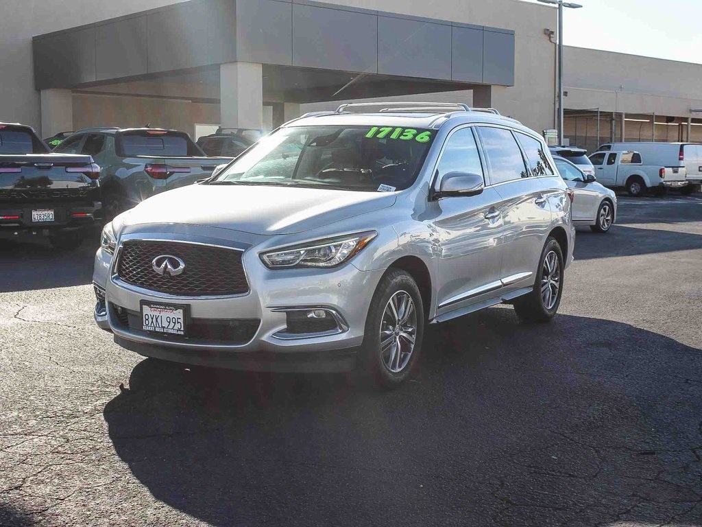 2019 Infiniti QX60 Luxe photo 3