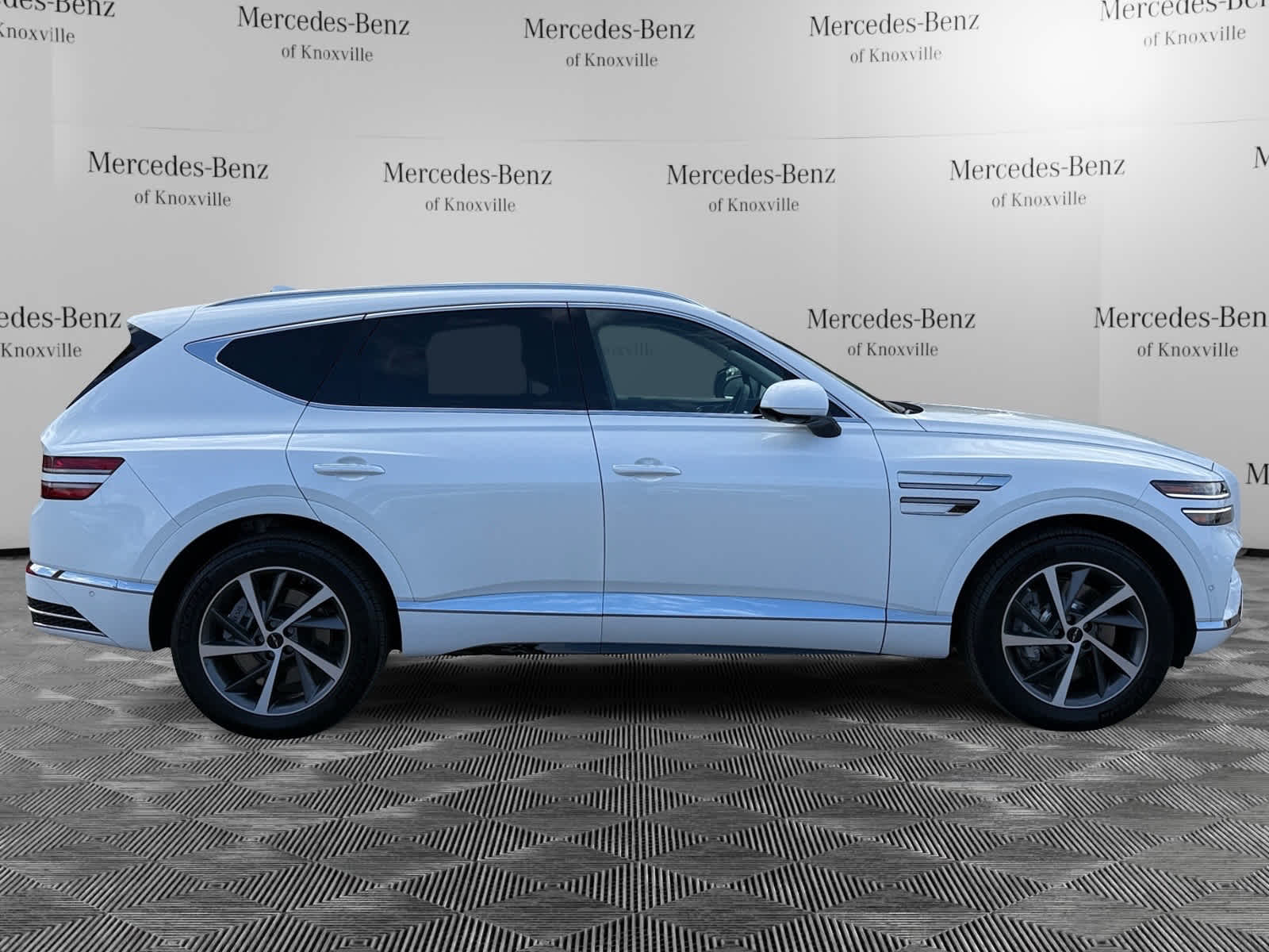 2025 Genesis GV80 2.5T Advanced photo 6