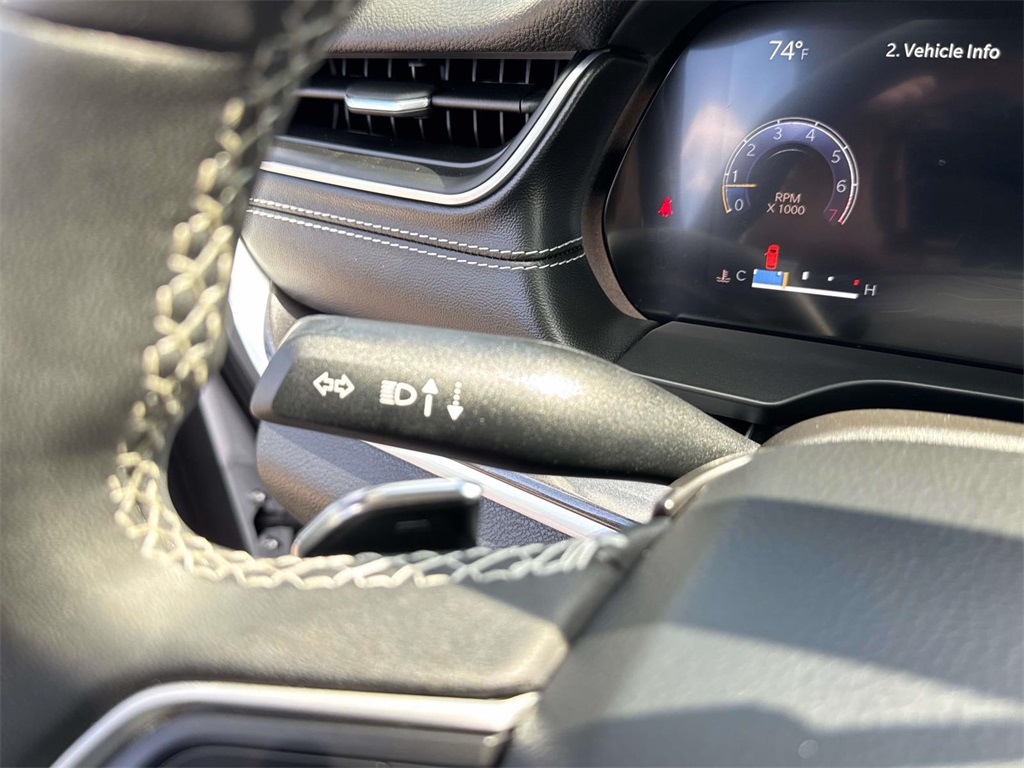 2023 Jeep Grand Cherokee Laredo photo 18