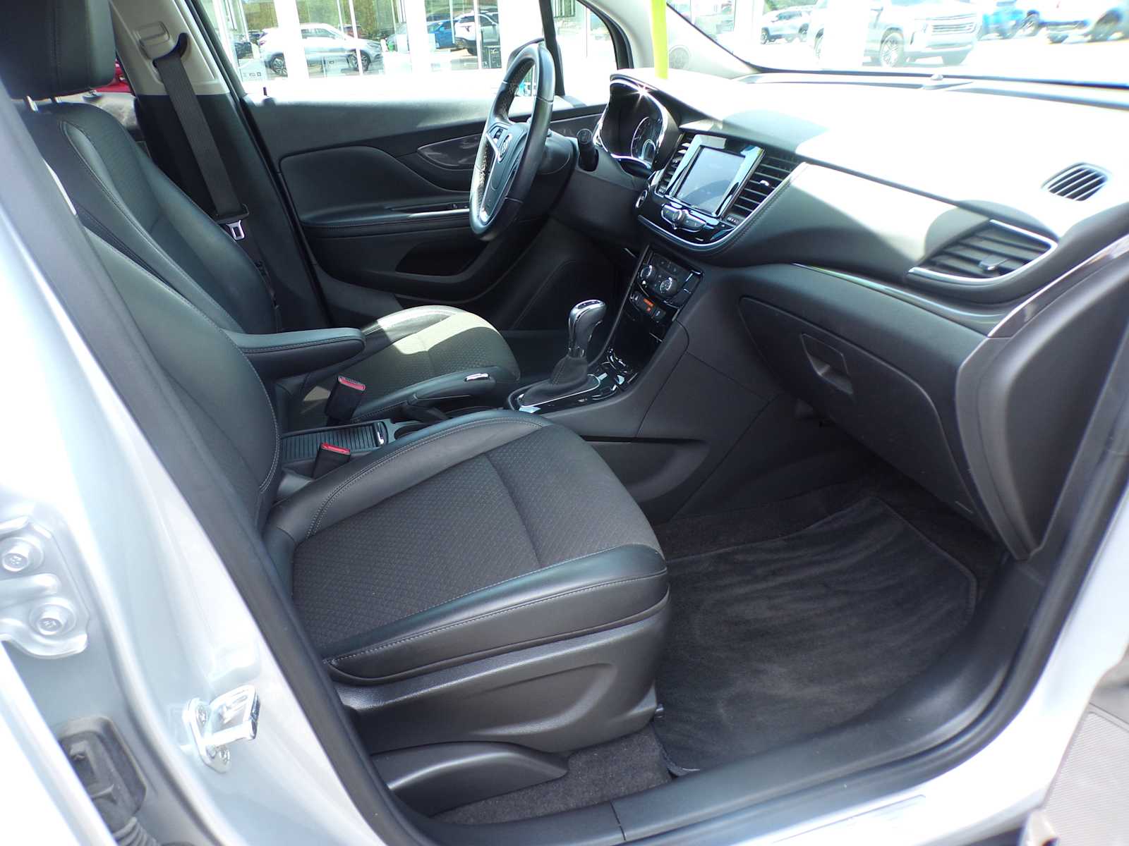 2022 Buick Encore Preferred photo 15