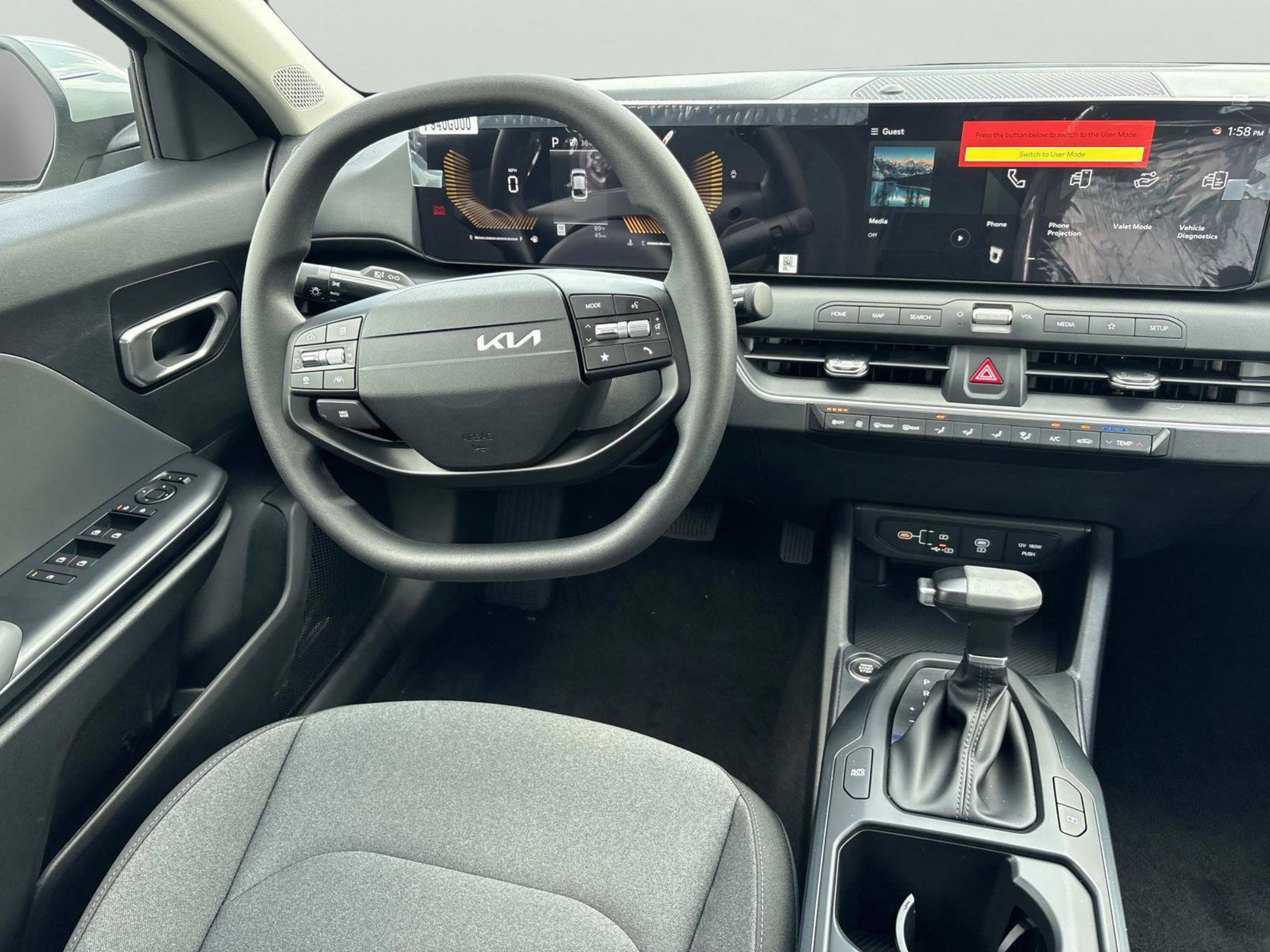 2025 Kia K4 LXS photo 9