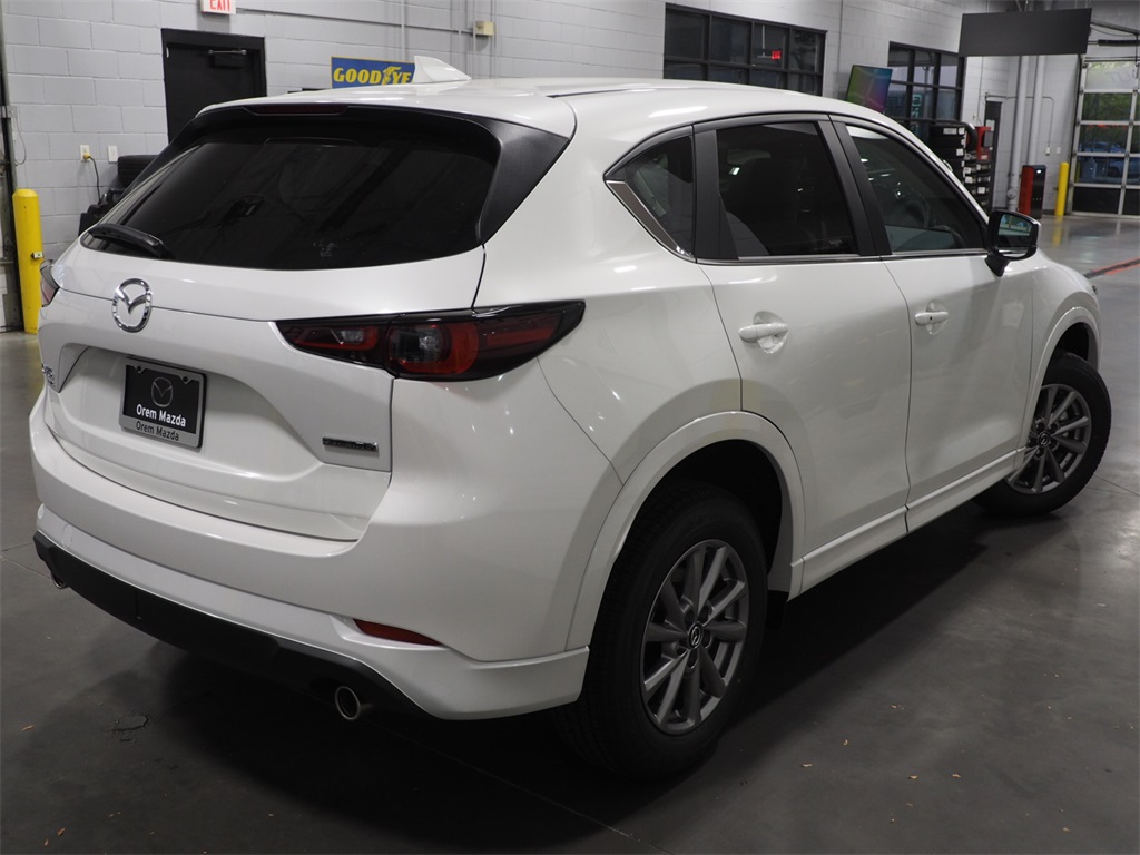 2025 Mazda CX-5 2.5 S Preferred photo 2