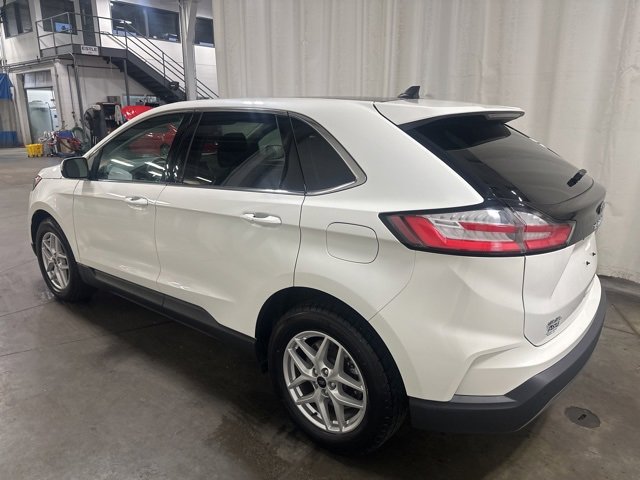 2024 Ford Edge SEL photo 6