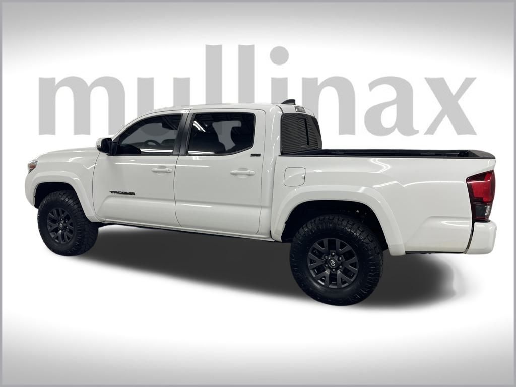 2023 Toyota Tacoma SR5 photo 13