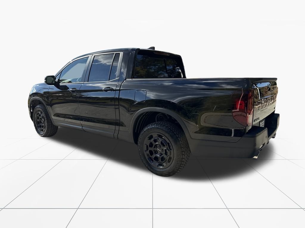 2026 Honda Ridgeline TrailSport photo 2