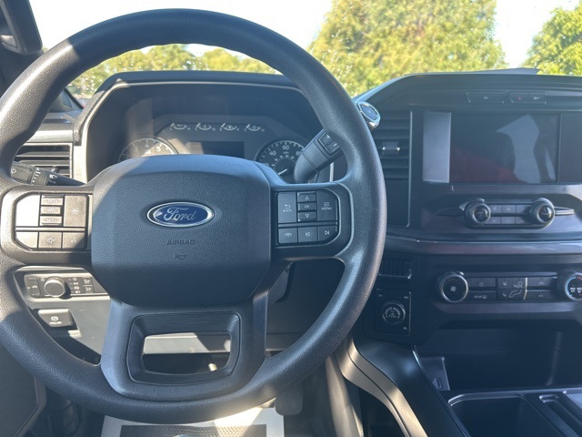 2022 Ford F-150 XL photo 17