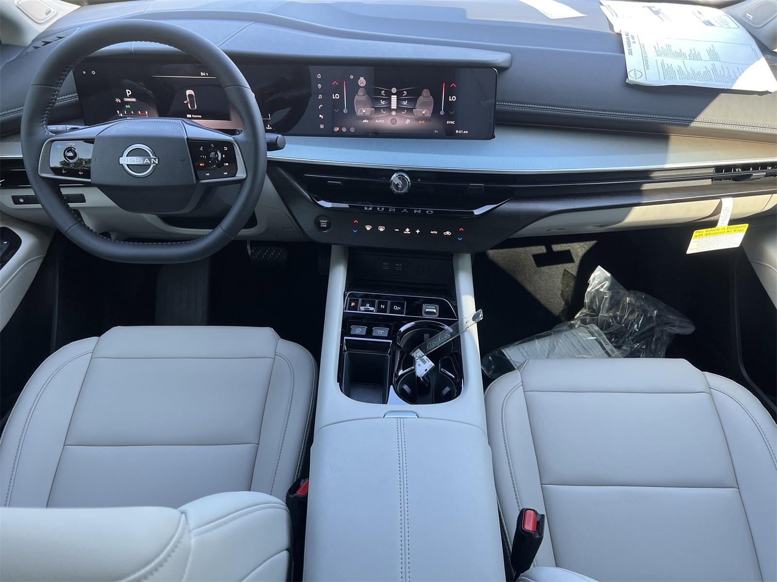 2025 Nissan Murano SL photo 2