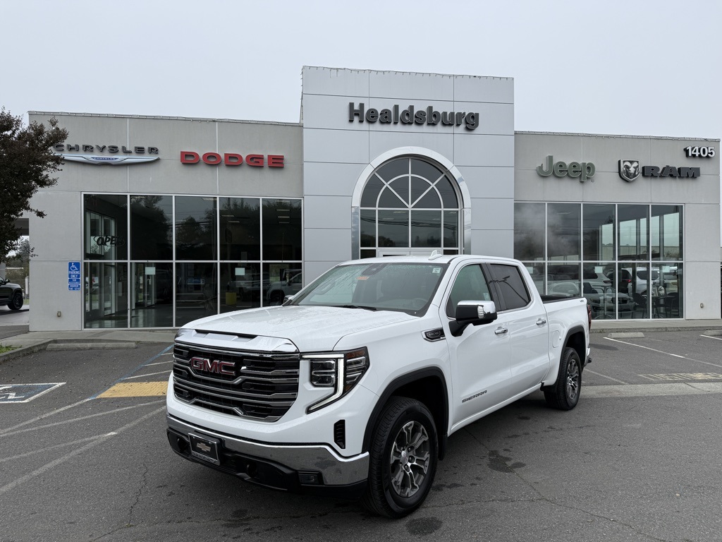 2024 GMC Sierra 1500 SLT's photo