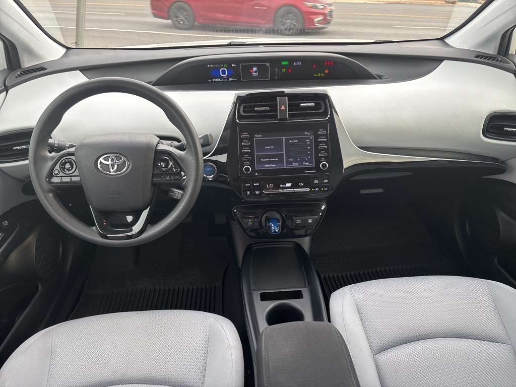 2022 Toyota Prius LE AWD-e photo 15